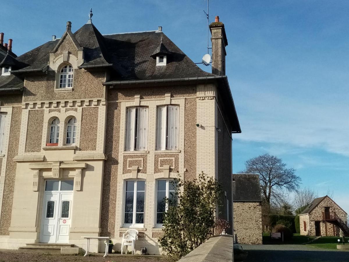 La Petite Boulangerie, Chambre D'Hotes Independante Vaubadon Bagian luar foto
